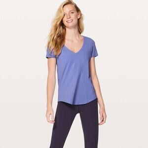 Lululemon Love Tee V Hydrangea Blue Purple Size 4 Cotton Short Sleeve